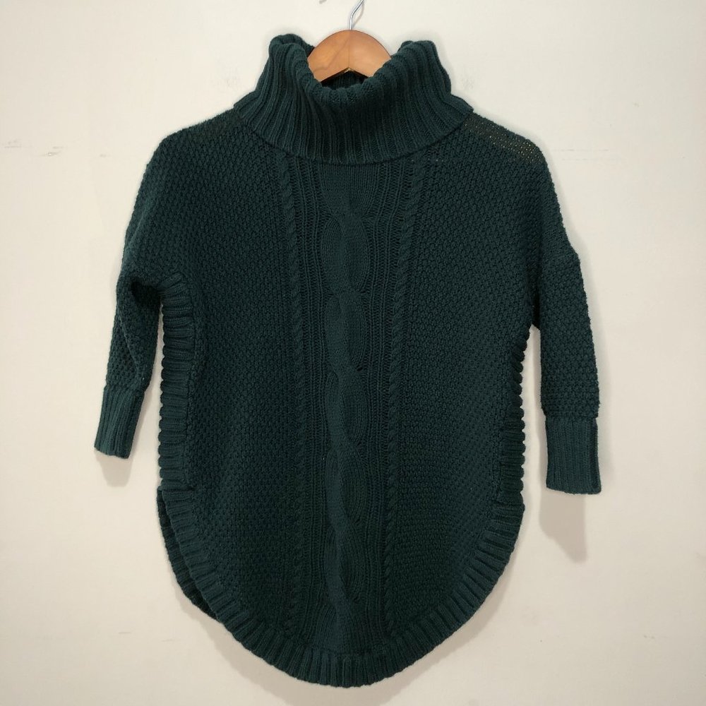 Express 3/4 Sleeve Knit Turtleneck w/ Dolphin Hem Dark Green XSmall